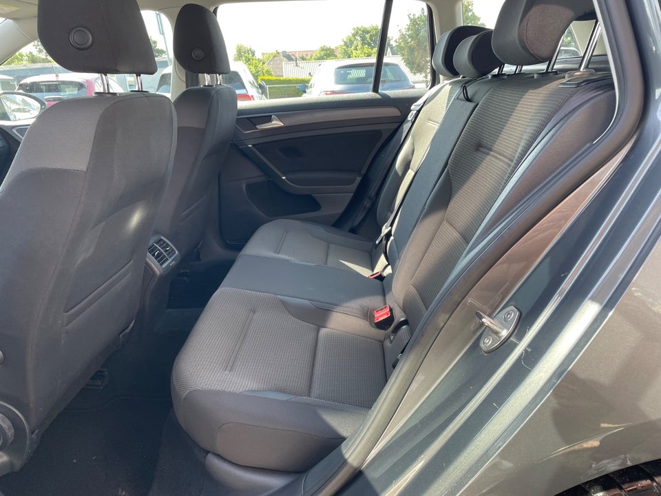 VW Golf VII 1,5 TSi 150 Comfortline Variant DSG 5d
