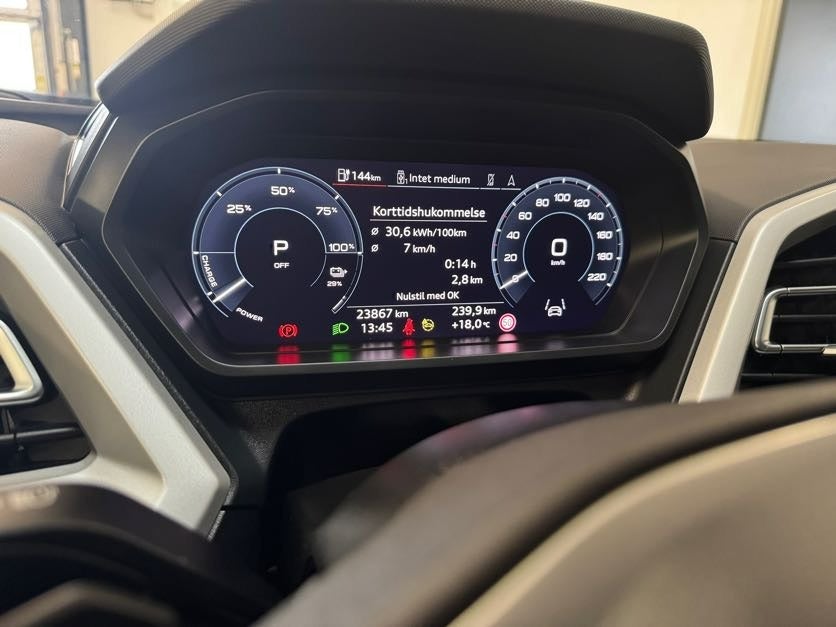 Audi Q4 e-tron 45 Progress 5d