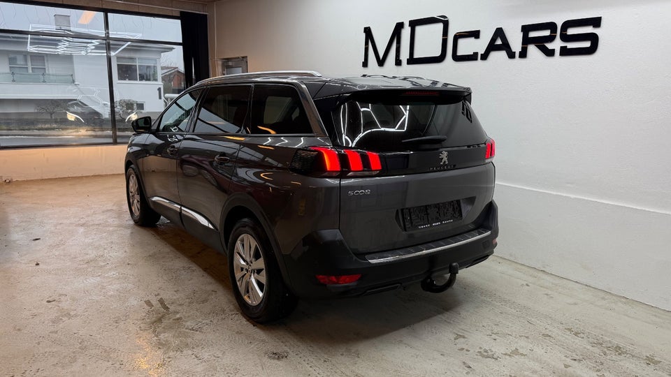 Peugeot 5008 1,5 BlueHDi 130 Allure 7prs 5d