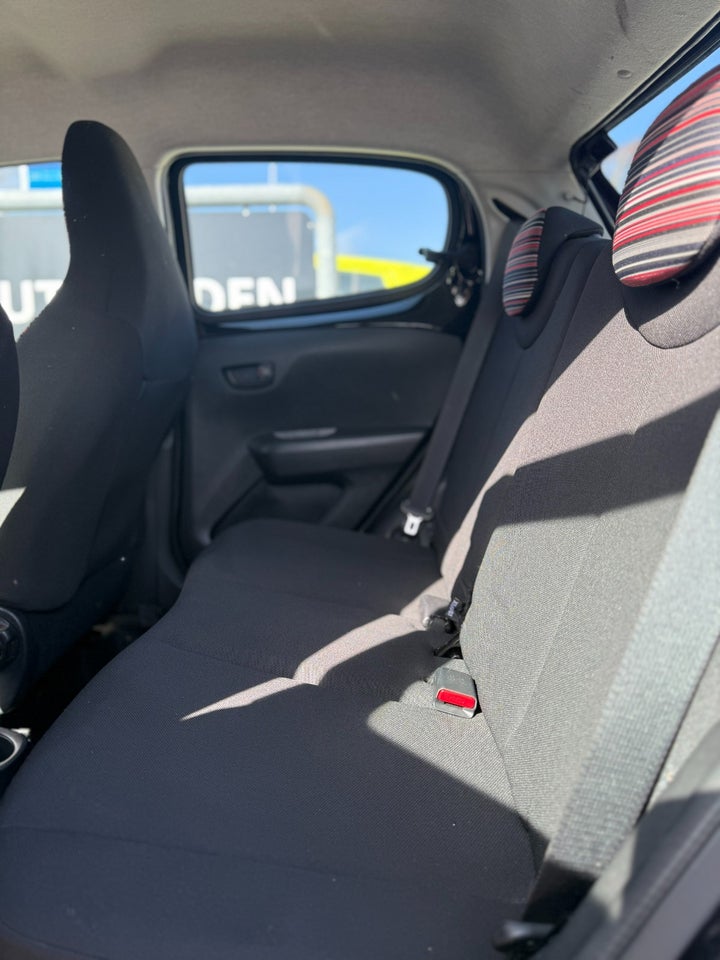 Citroën C1 1,2 PureTech Feel 5d