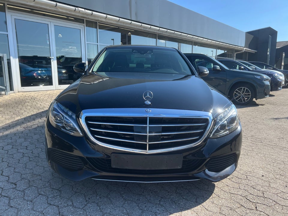 Mercedes C220 d 2,2 Avantgarde aut. 4d