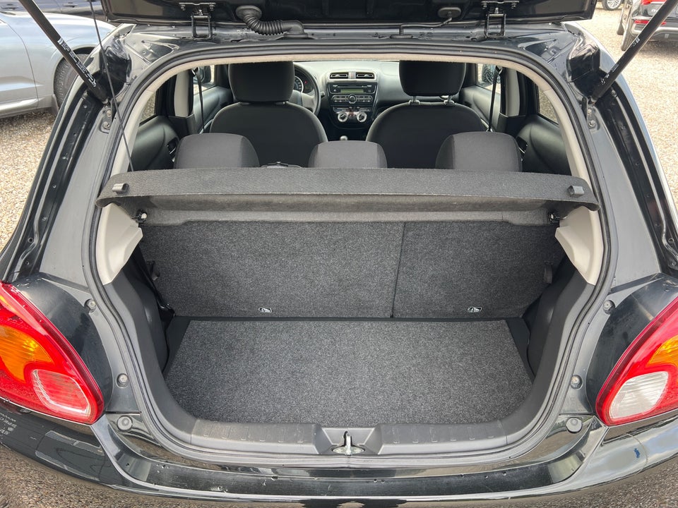 Mitsubishi Space Star 1,2 Invite 5d