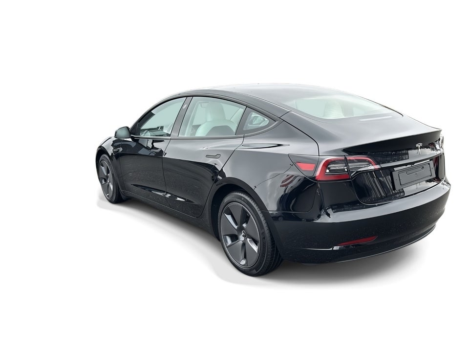 Tesla Model 3 RWD 4d