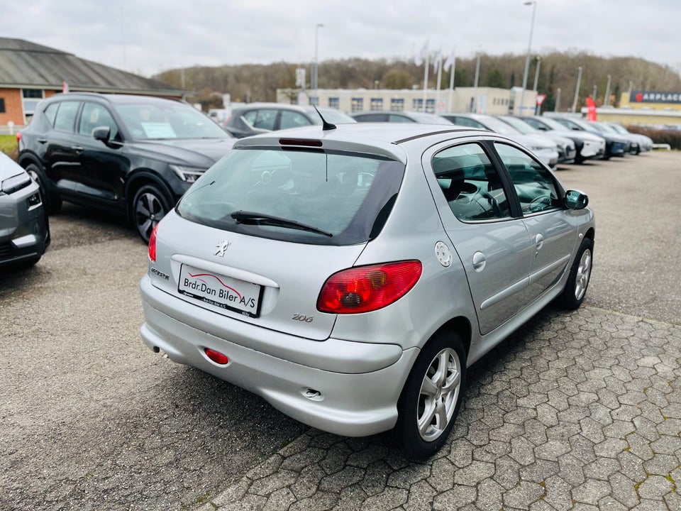 Peugeot 206 1,4 Performance 5d