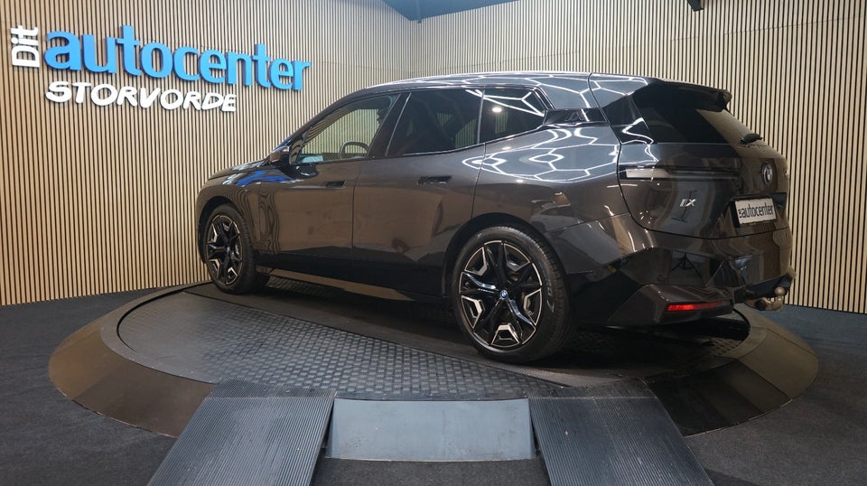 BMW iX xDrive40 Sport 5d