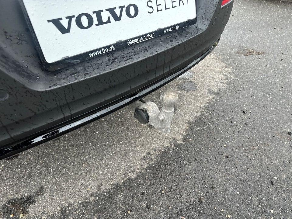 Volvo EC40 Twin Black Edition 5d