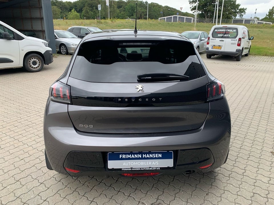 Peugeot 208 1,2 PureTech 100 Evolution EAT8 5d