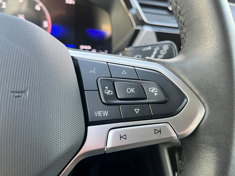 VW Touran 2,0 TDi 122 Comfortline Van 5d