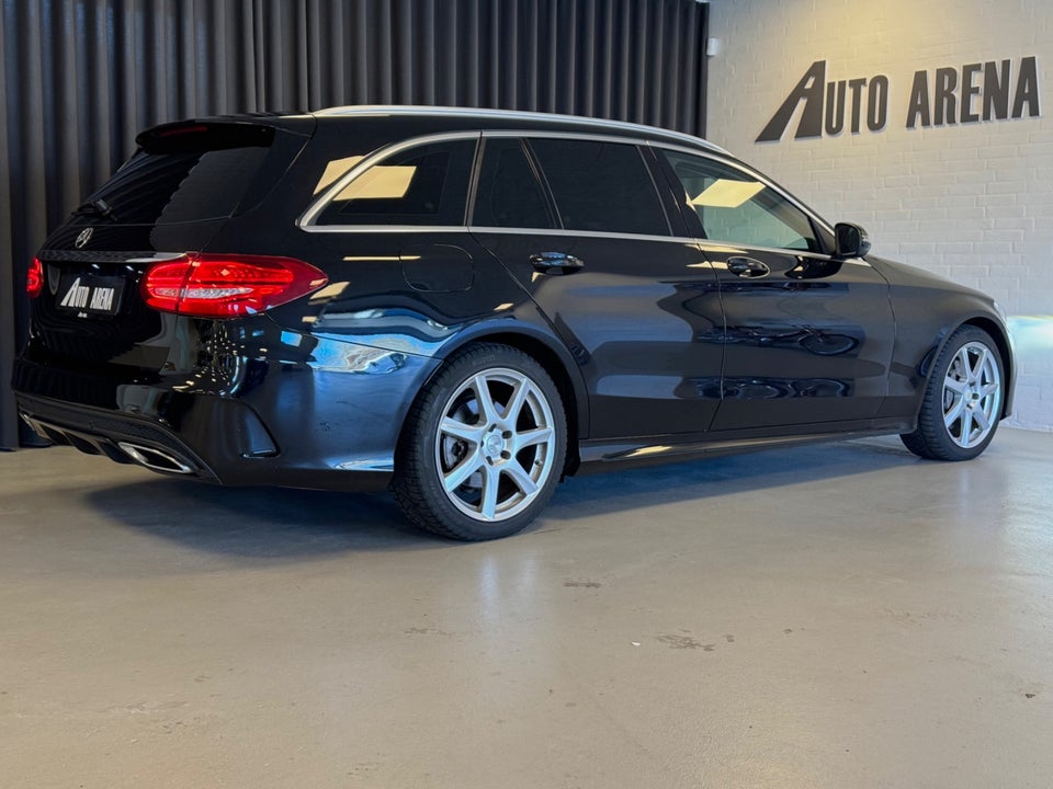 Mercedes C220 d 2,2 AMG Line stc. aut. 5d