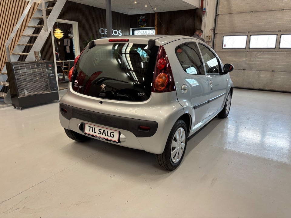 Peugeot 107 1,0 Champion Air 5d
