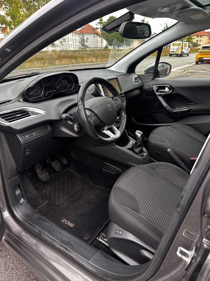 Peugeot 208 1,5 BlueHDi 100 Prestige Sky 5d
