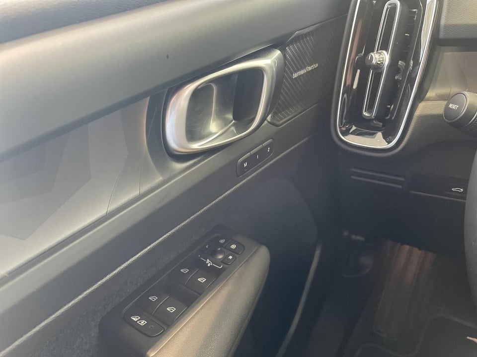 Volvo EC40 Extended Range Black Edition Ultra 5d