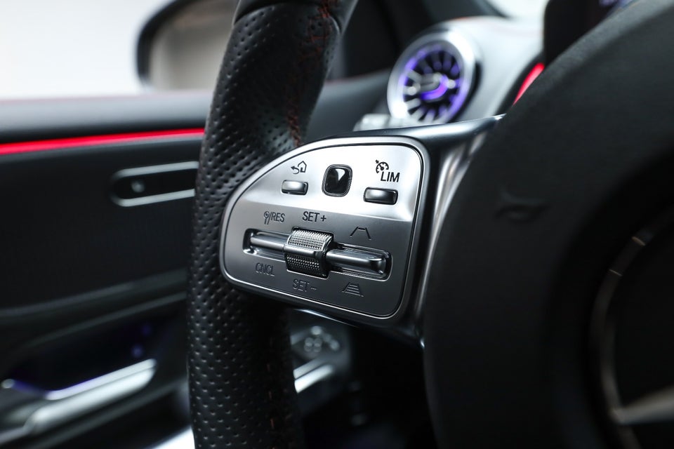 Mercedes EQB250+ AMG Line 5d