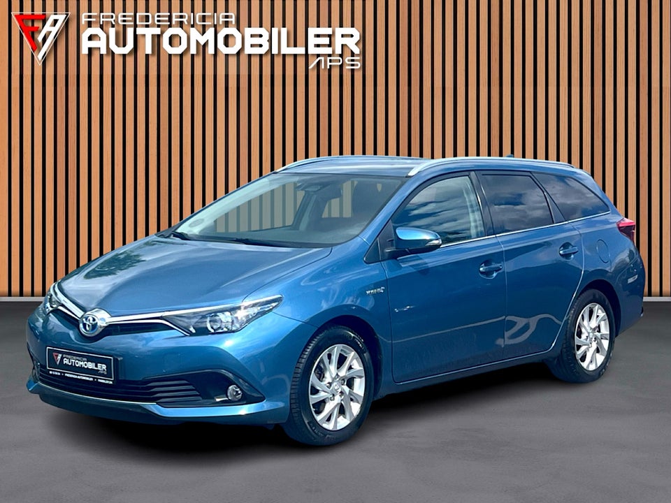 Toyota Auris 1,8 Hybrid H2 Comfort CVT 5d