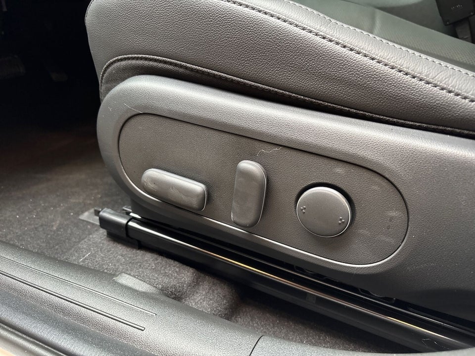 Hyundai Kona 65 EV Ultimate 5d