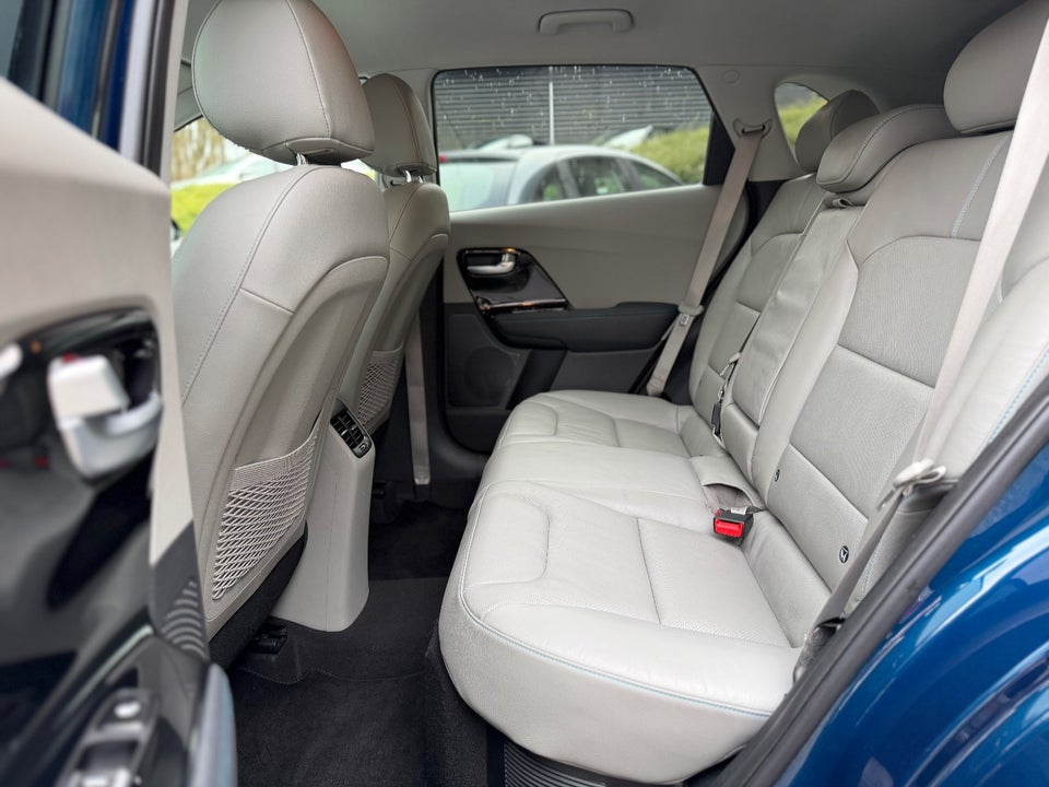Kia Niro 1,6 PHEV Premium DCT 5d