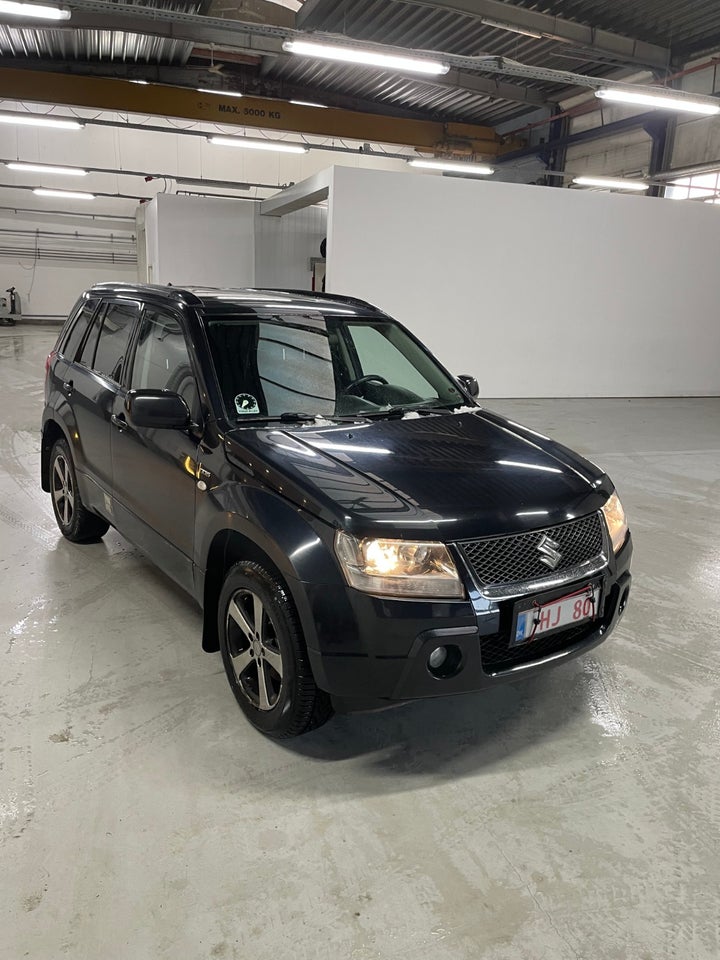 Suzuki Grand Vitara 1,9 DDiS SE Van 5d