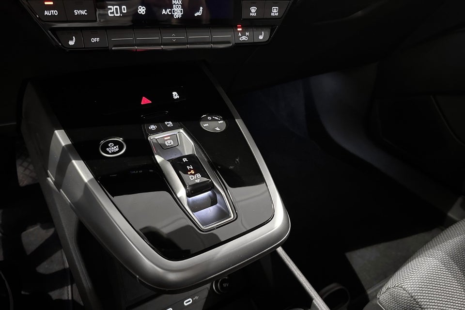 Audi Q4 e-tron 40 Attitude 5d