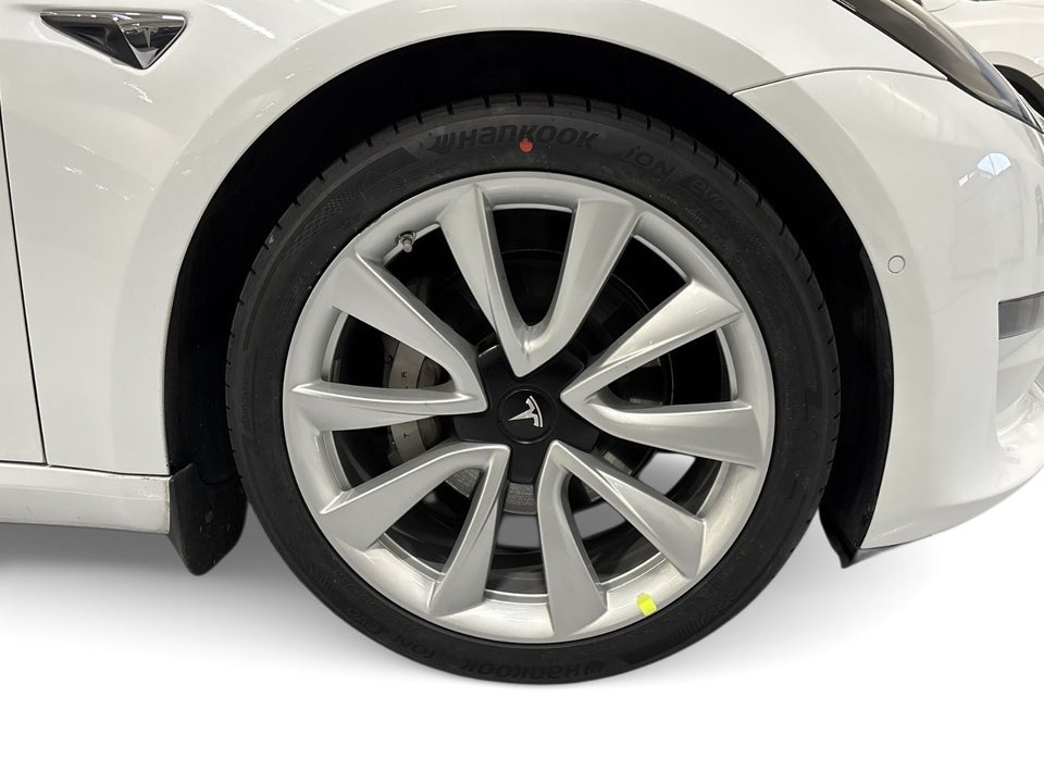 Tesla Model 3 Long Range AWD 4d