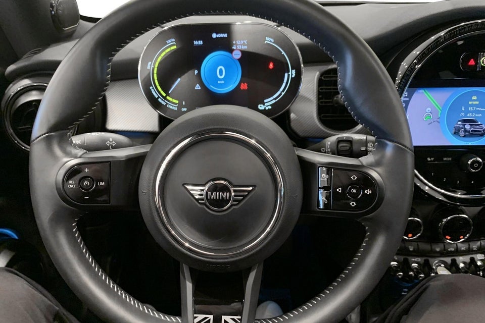 MINI Cooper SE Maximise 3d