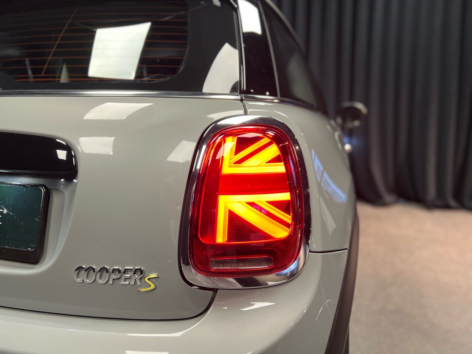 MINI Cooper SE Edition Premium Plus 3d