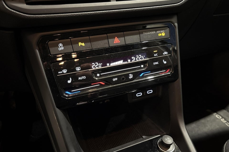 VW T-Cross 1,0 TSi 110 Life Team DSG 5d