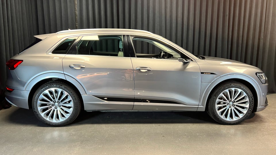Audi e-tron 55 Advanced quattro 5d