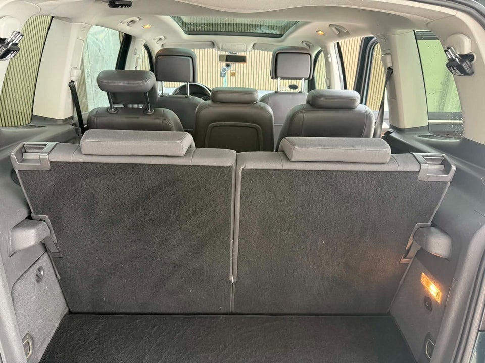 VW Touran 2,0 TDi 177 Highline DSG 7prs 5d