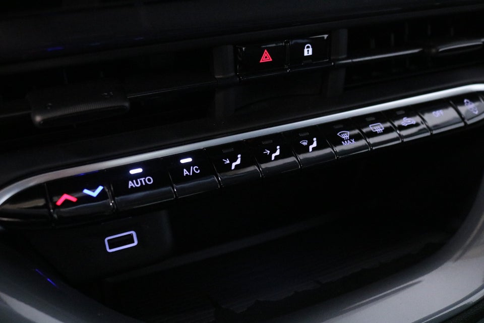 Fiat 500e 42 Icon 3+1 4d