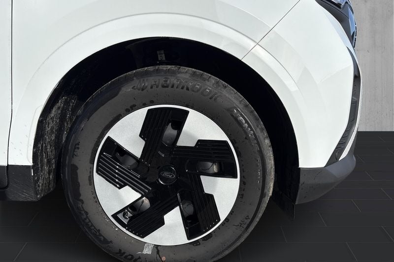 Ford E-Transit Courier 43 Trend