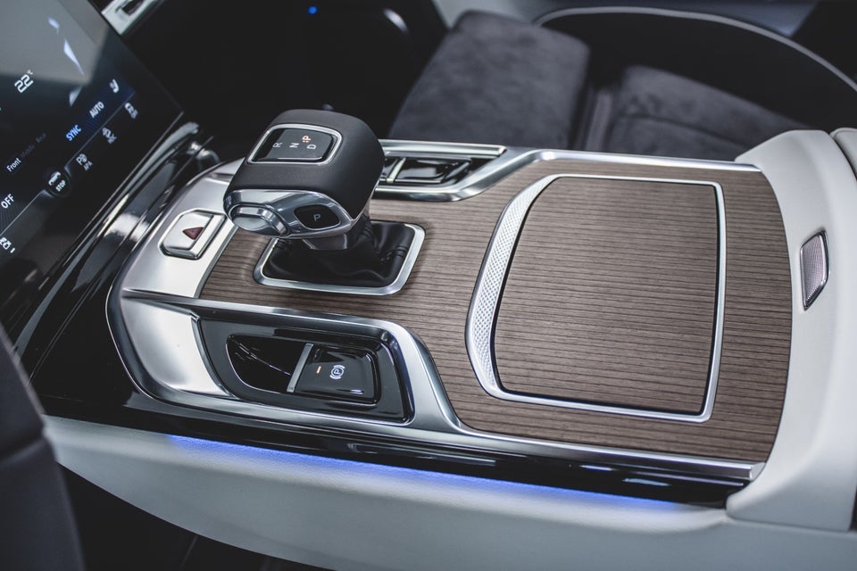 Hongqi E-HS9 99 Exclusive 5d