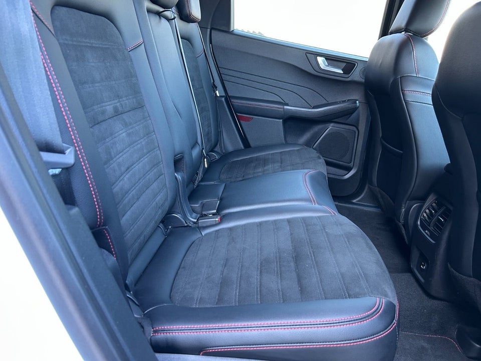 Ford Kuga 2,5 PHEV ST-Line CVT 5d