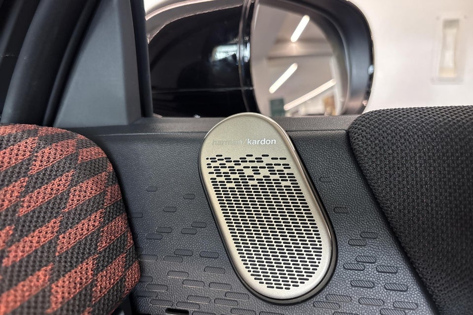 MINI Cooper E JC Works Trim XL 3d