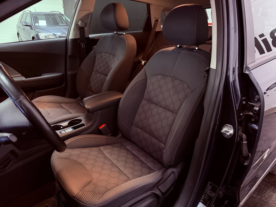 Kia Niro 1,6 HEV Comfort DCT 5d