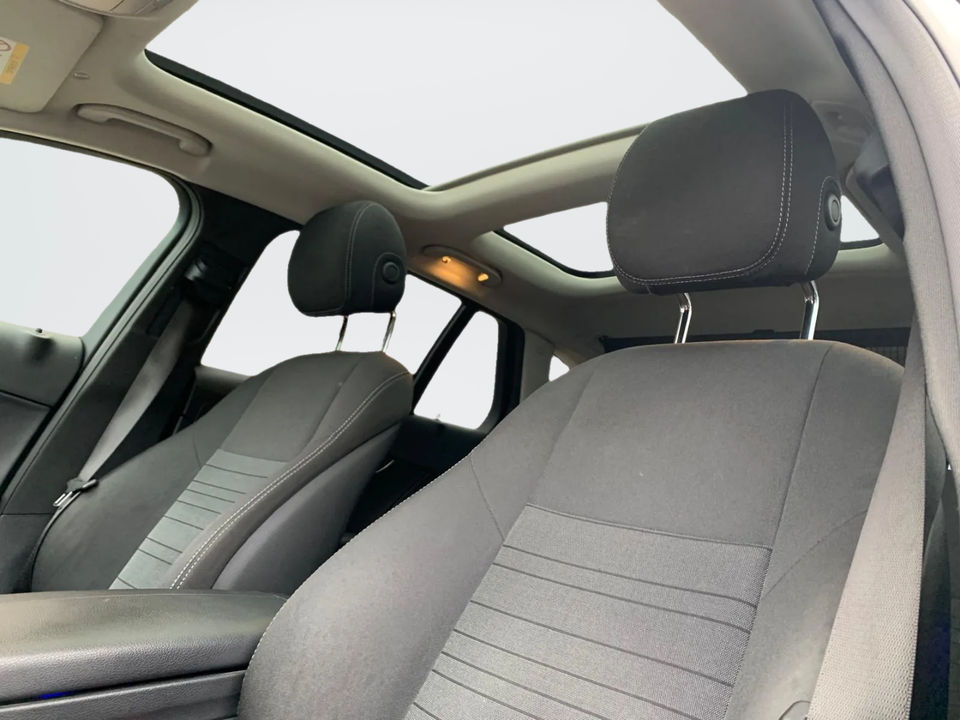 Mercedes C300 de 2,0 stc. aut. 5d