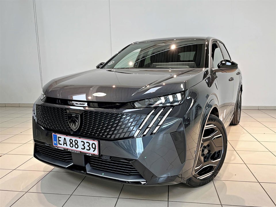 Peugeot e-3008 77 GT Pack 5d