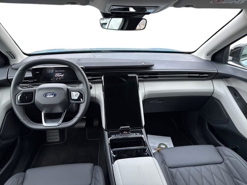 Ford Explorer 77 Premium Extended Range 5d