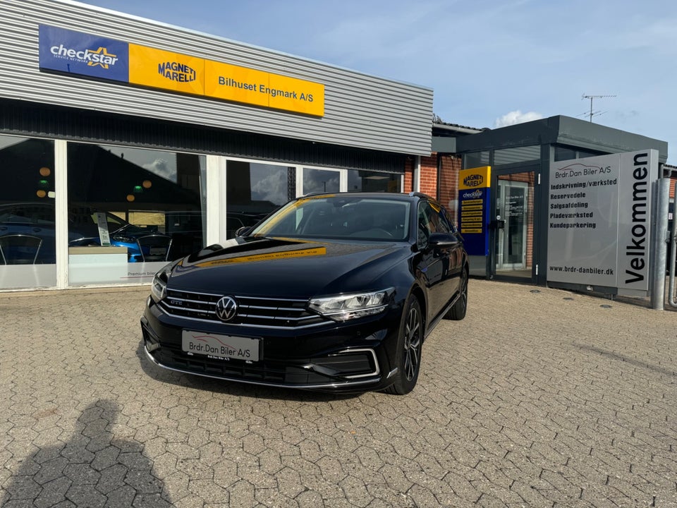 VW Passat 1,4 GTE High Variant DSG 5d