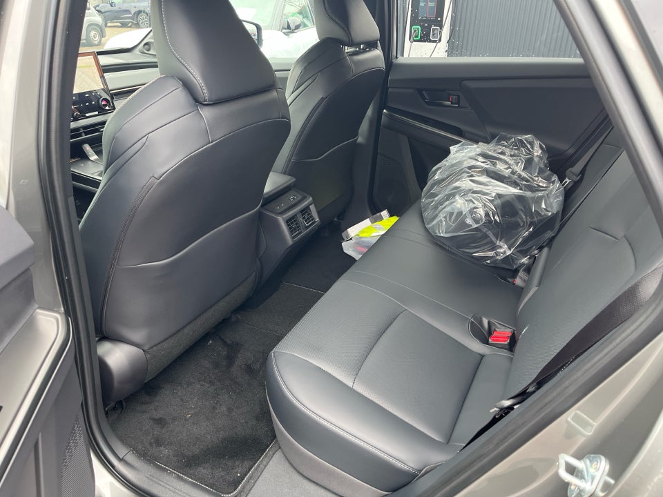 Toyota bZ4X 73 Executive 5d