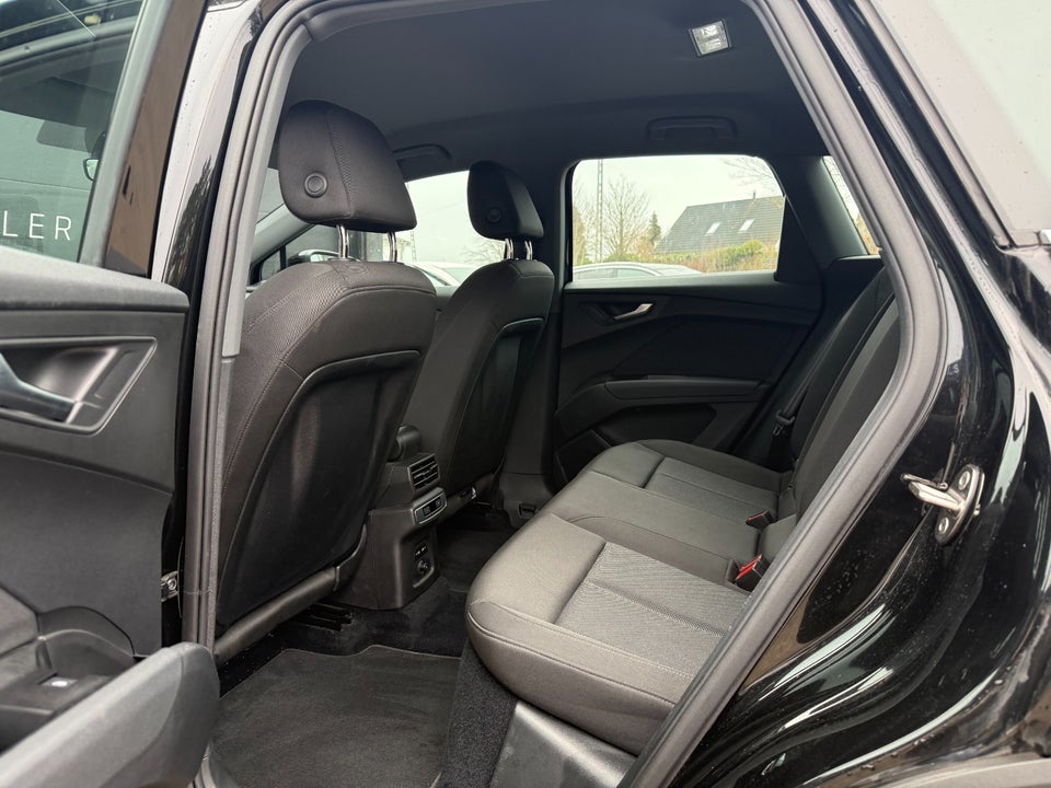 Audi Q4 e-tron 40 Attitude 5d