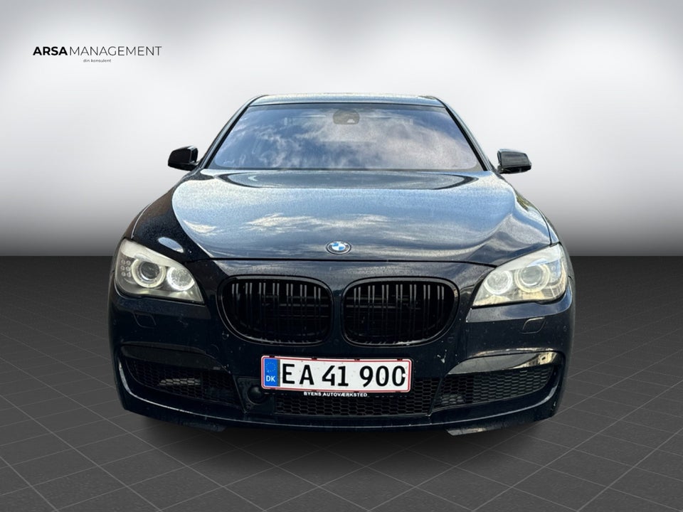 BMW 750i 4,4 M-Sport aut. 4d