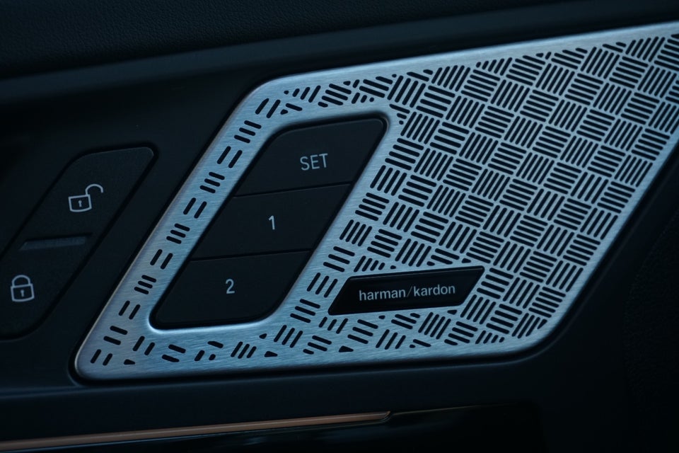 BMW iX1 xDrive30 Fully Charged M-Sport 5d