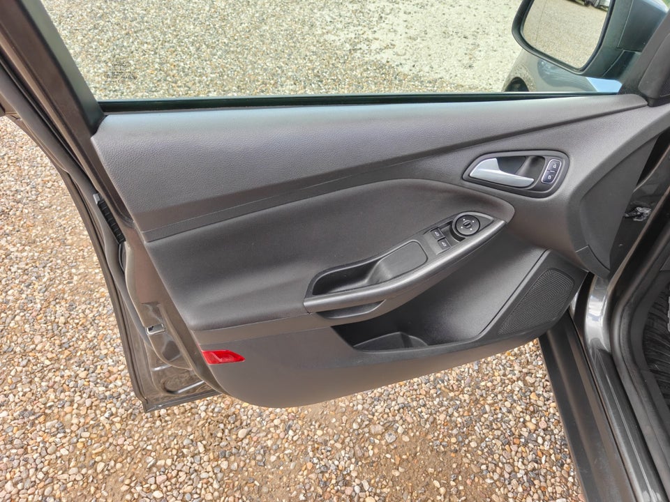 Ford Focus 1,5 TDCi 95 Trend stc. 5d