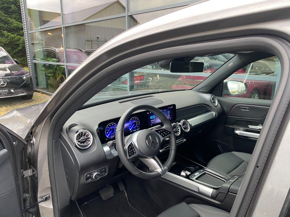 Mercedes EQB250+ Progressive 5d