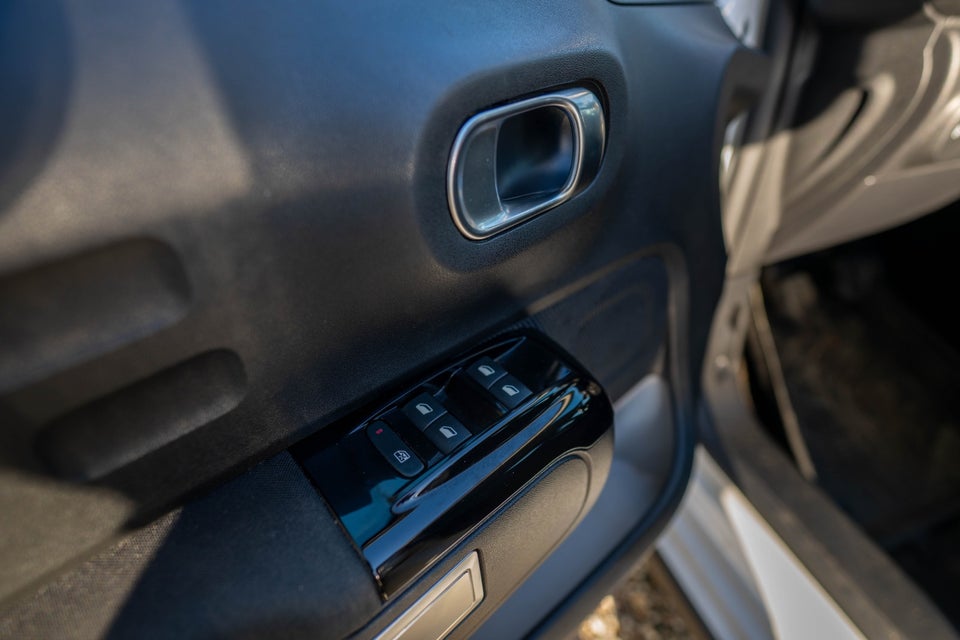 Citroën C3 1,2 PureTech 83 Shine Van 5d