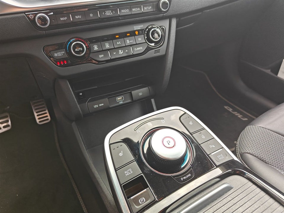 Kia e-Niro 64 Advance 5d