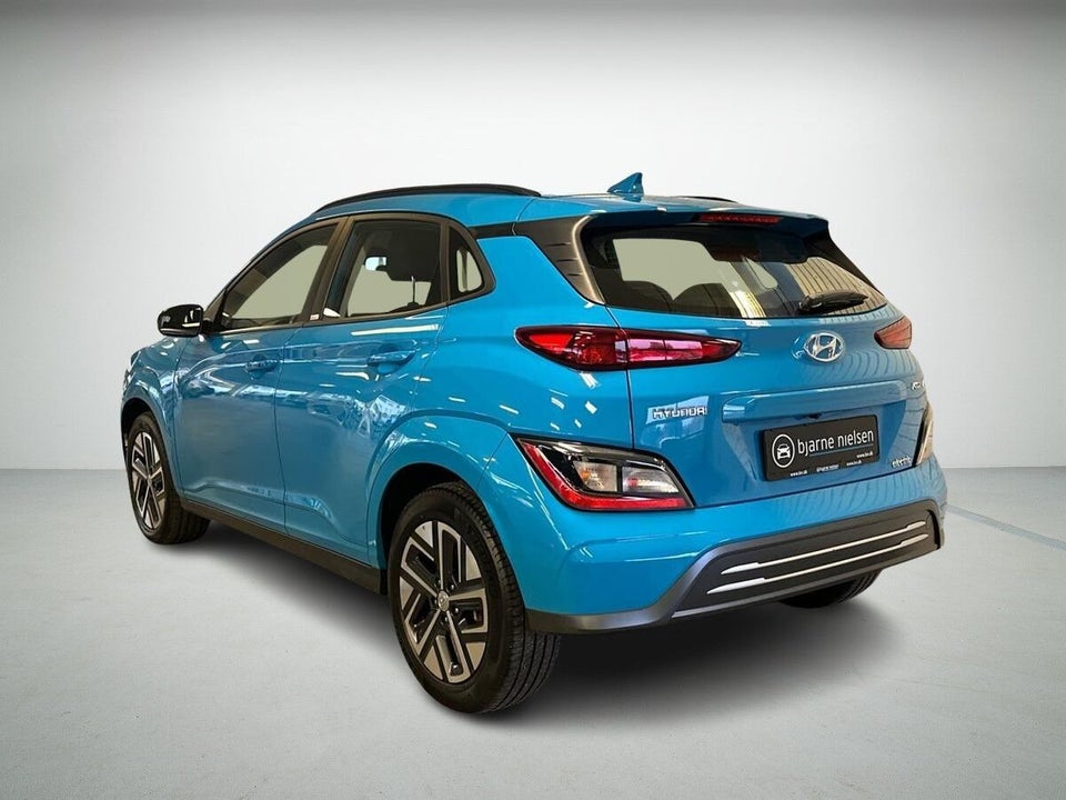 Hyundai Kona 39 EV Essential 5d