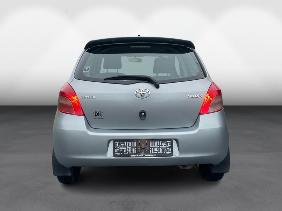 Toyota Yaris 1,3 Luna 5d