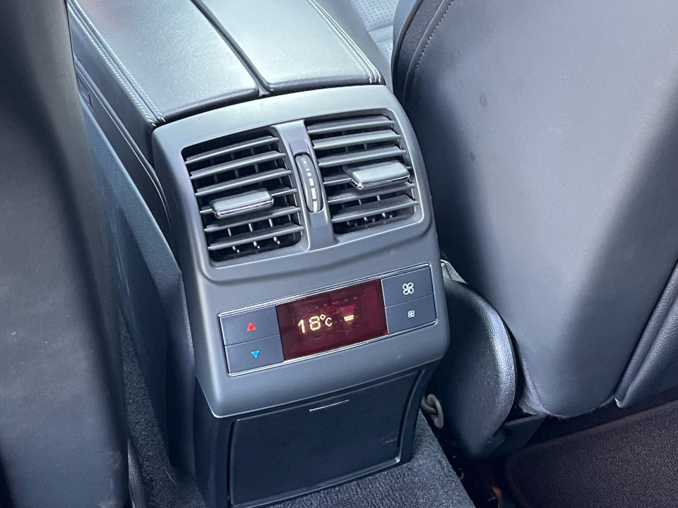 Mercedes E63 5,5 AMG S stc. aut. 4Matic 5d