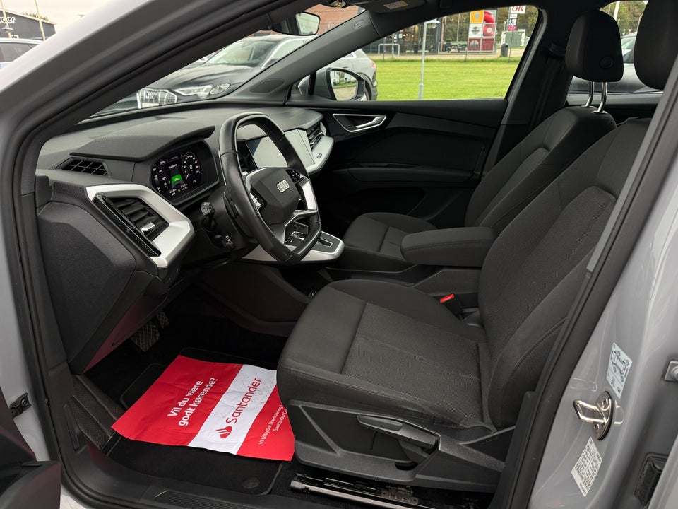 Audi Q4 e-tron 35 Attitude 5d